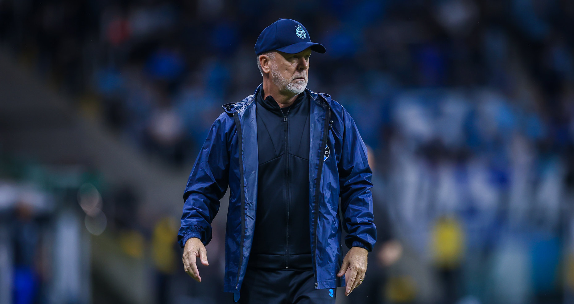 Mano Menezes analisa eliminação do Grêmio na Copa do Brasil.