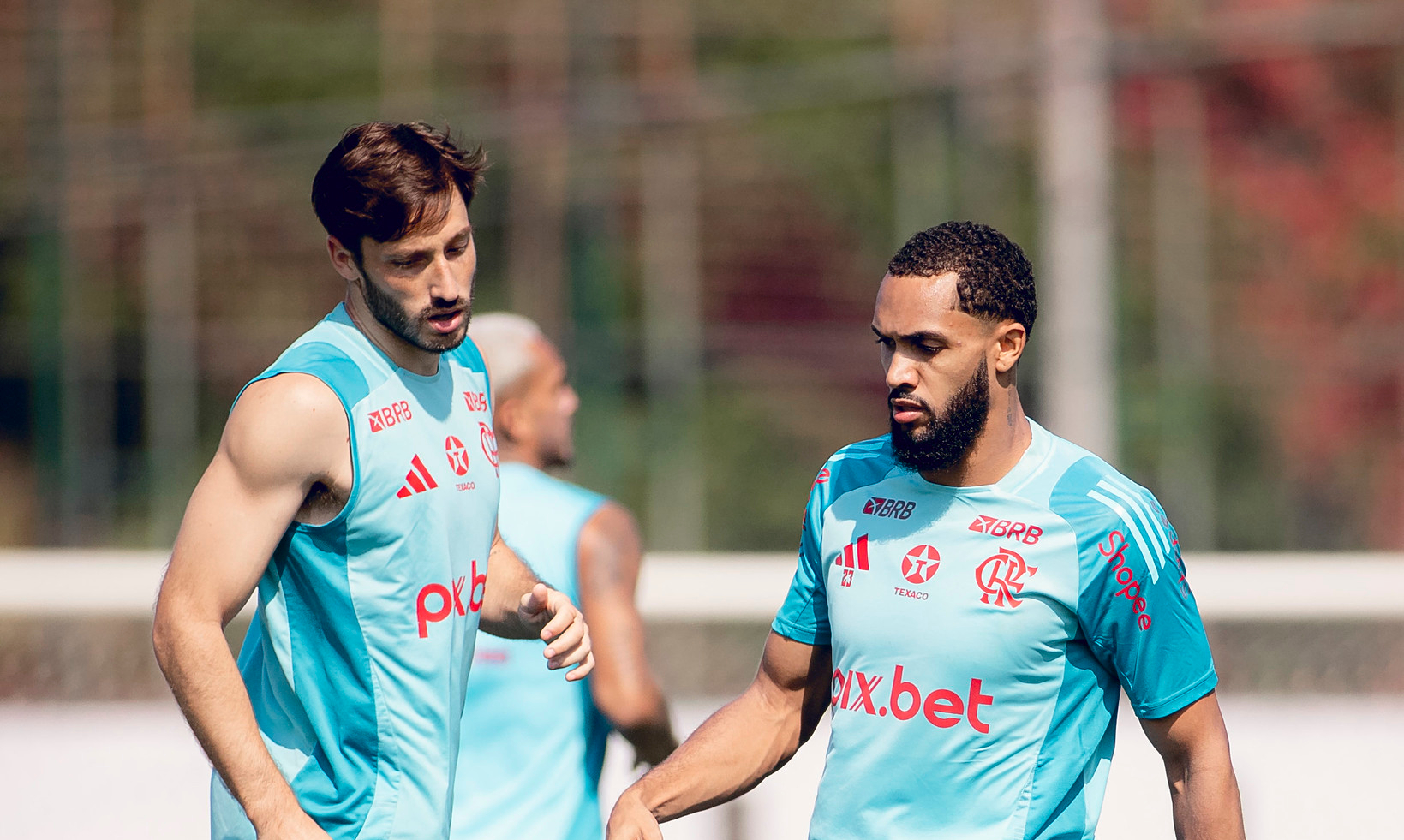 Flamengo se aproxima de ter volta de Matías Viña
