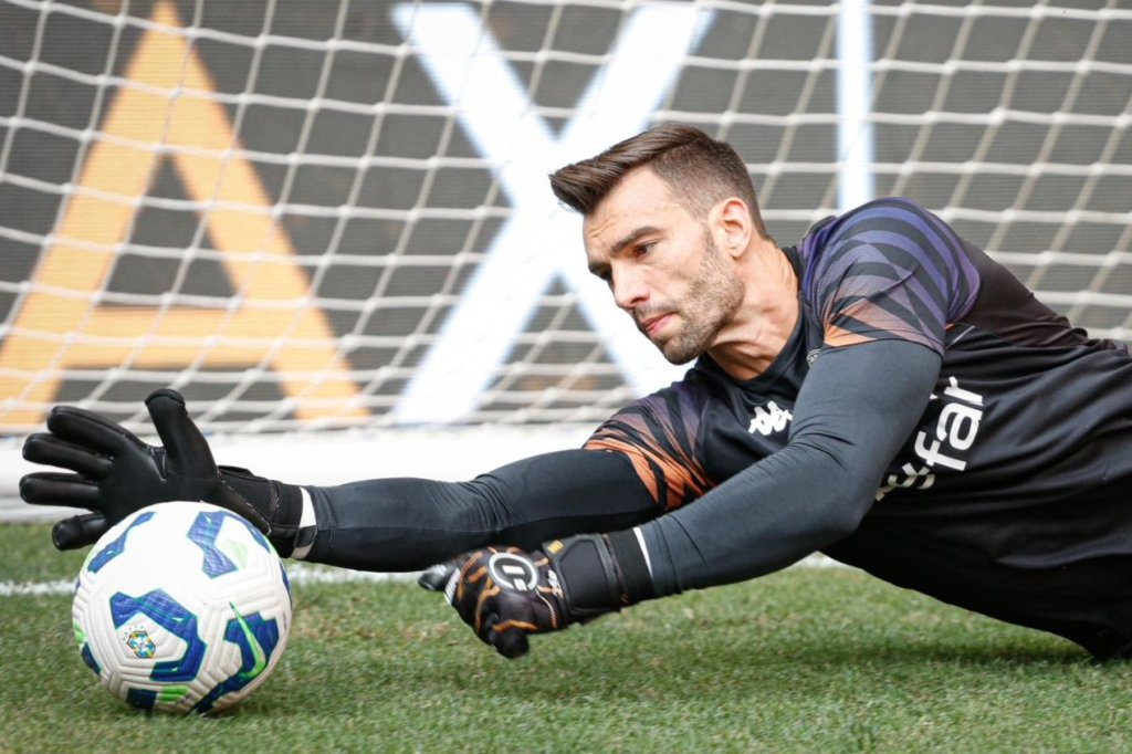 Porto oferece Gabriel Veron e mais um como moeda de troca por Léo Jardim