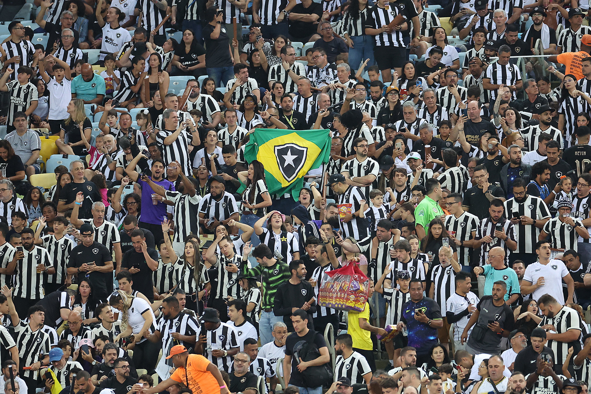 Torcida do Botafogo no Maracanã