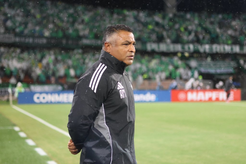 Roger Machado pode ser demitido no Internacional