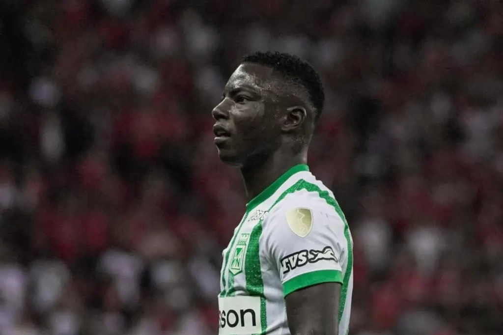 Marino Hinestroza entra no radar do Boca Juniors