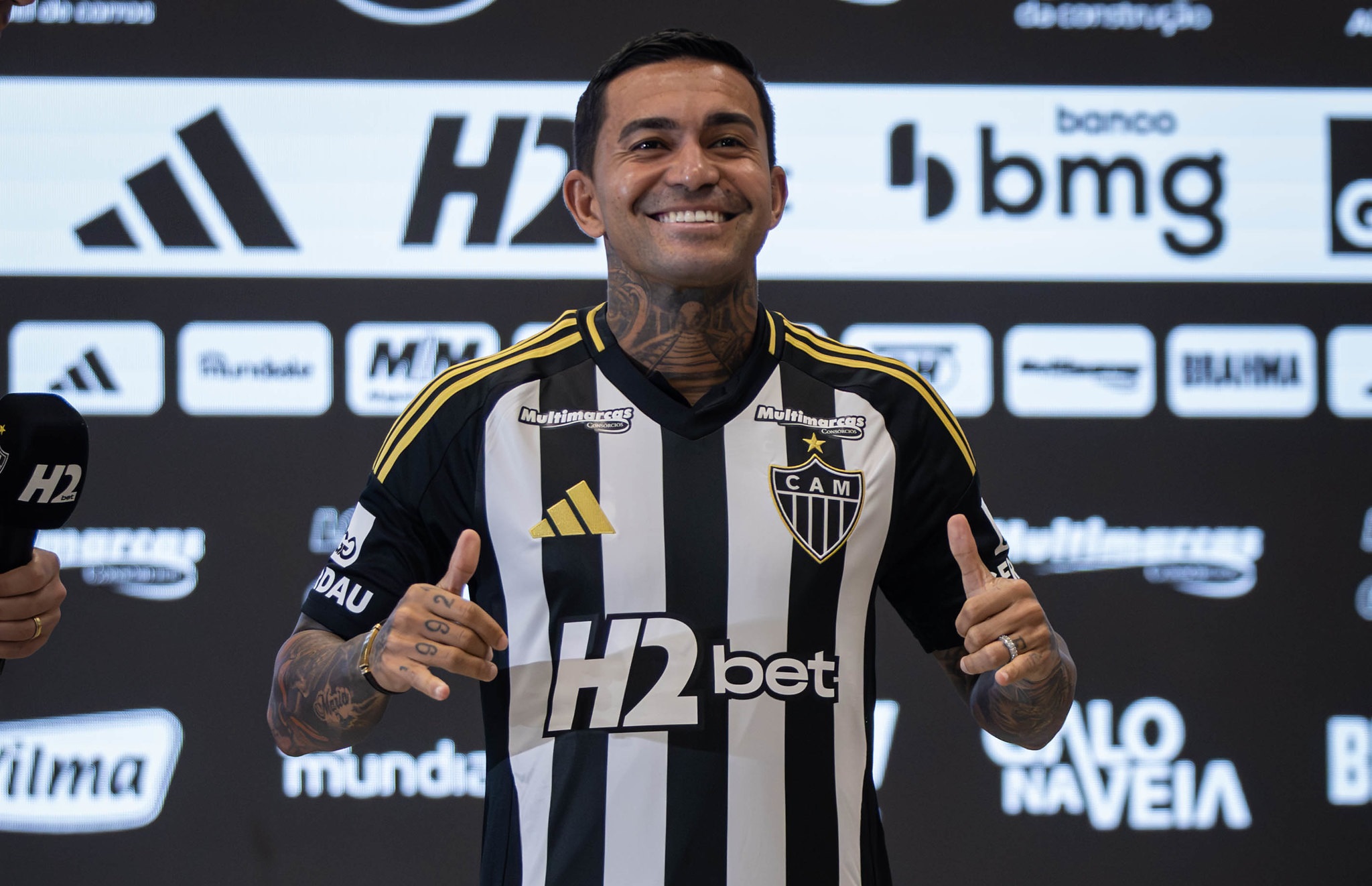 Dudu apresentado no Galo