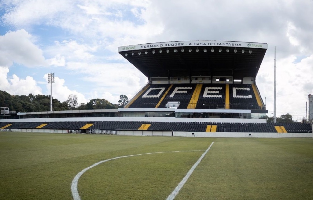 Operário estava enfrentando o América-MG