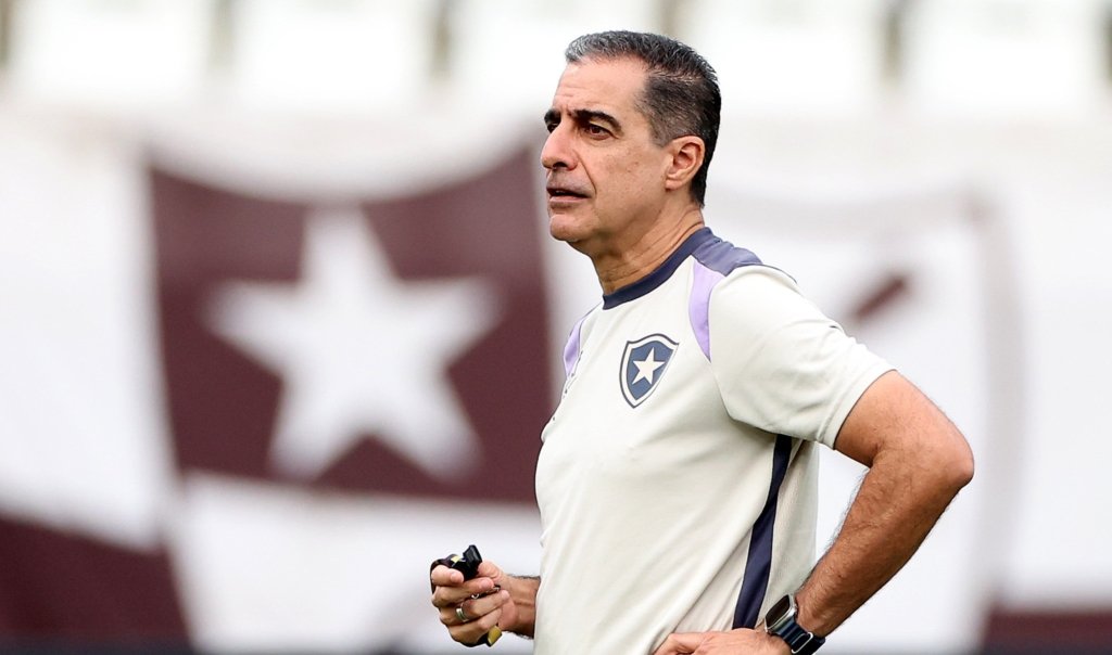 Renato Paiva, treinador do Botafogo