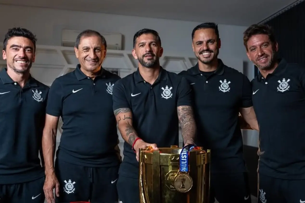 Sport sonda Ramón Díaz para a vaga de António Oliveira; saiba detalhes