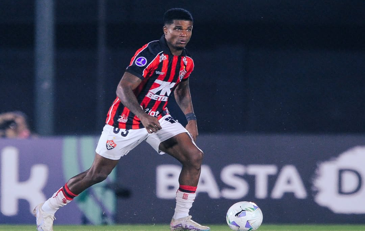 Jamerson quebra perna em jogo contra o Cruzeiroi