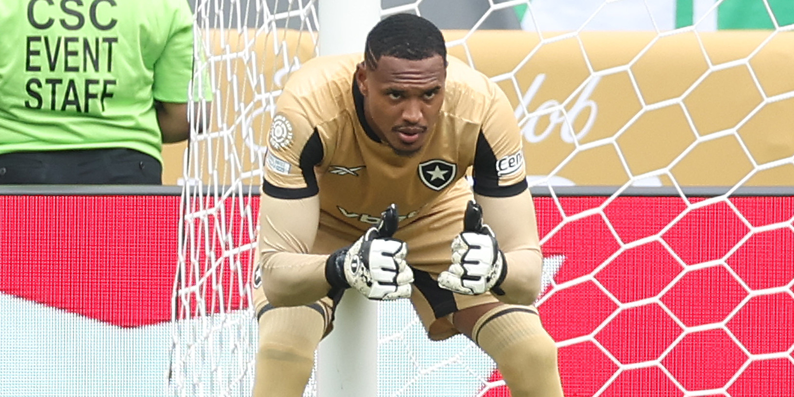 John lamenta eliminação para o Palmeiras