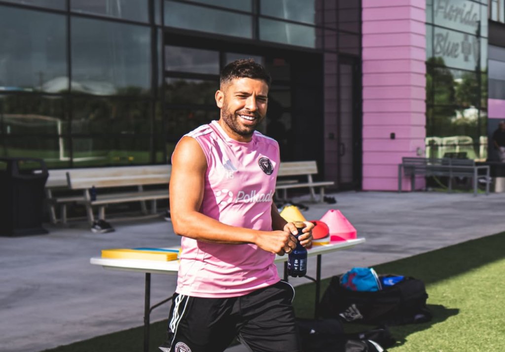 Jordi Alba é a novidade no Inter Miami contra o Porto