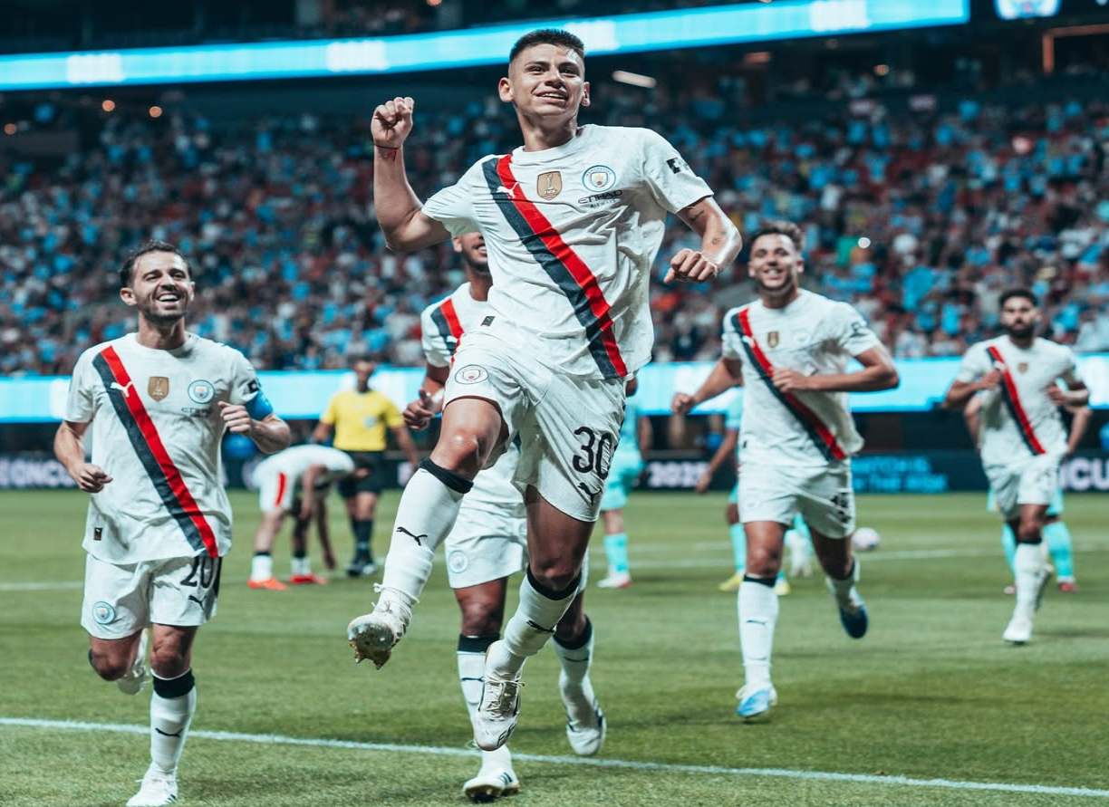 Manchester City vence Al Ain com Etchevery mancando um dos gols