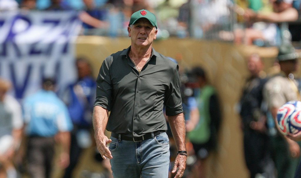 Renato comemora vitória sobre a Inter