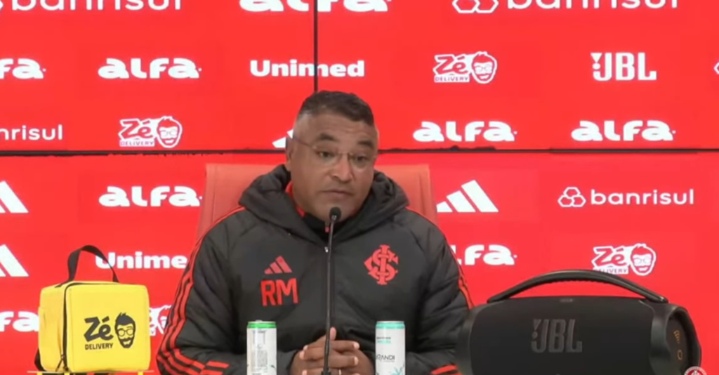 Roger Machado se queixa de baixa energia do Internacional diante do Fluminense