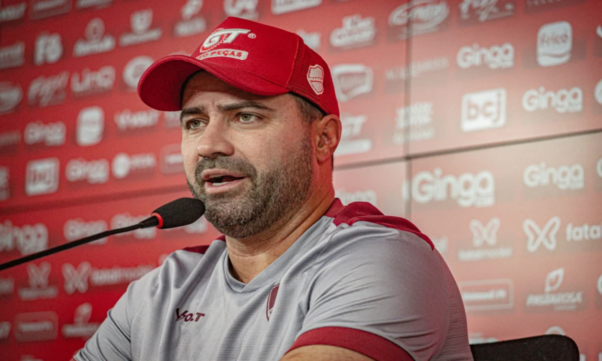 Rafael Lacerda tem muitos desfalques contra o Criciúma