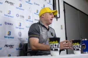 Volta Redonda - Rogério Corrêa