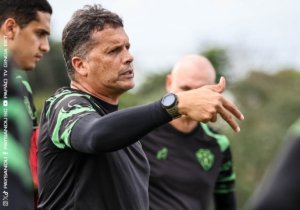 Claudinei Oliveira - Paysandu