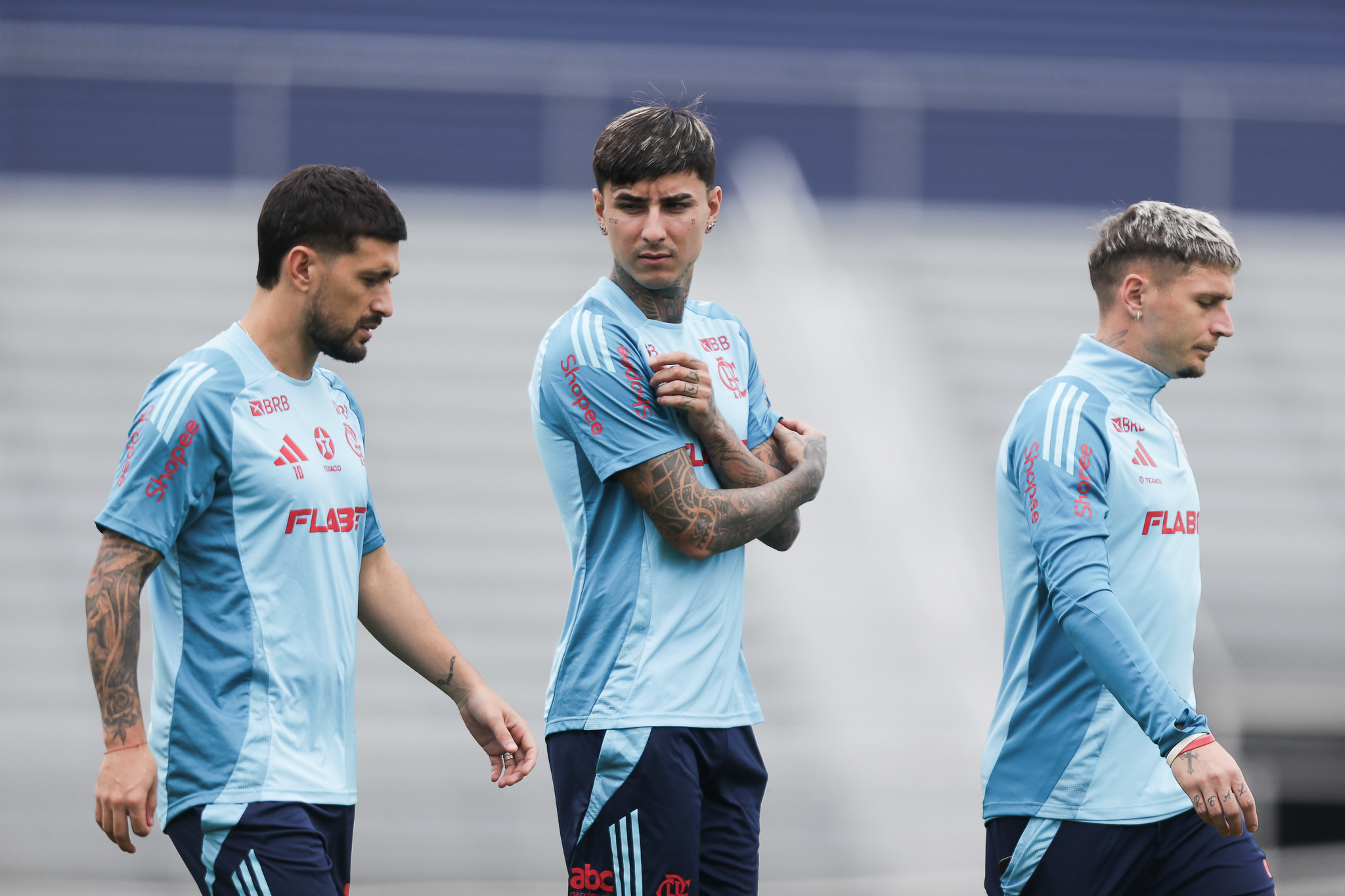 Treino do Flamengo é interrompido devido a tempestade com raios