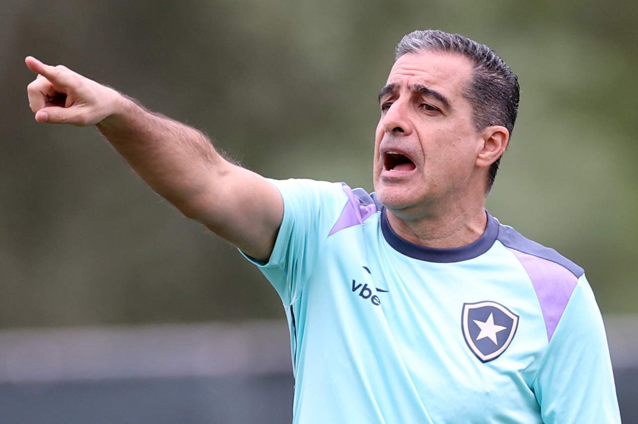Renato Paiva, treinador do Botafogo