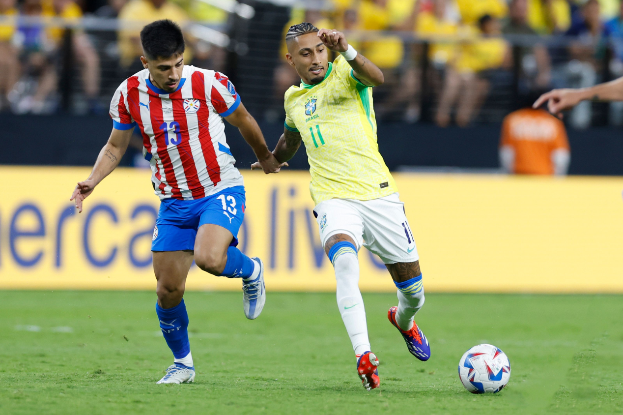 Seleção Brasileira: Raphinha será titular diante do Paraguai
