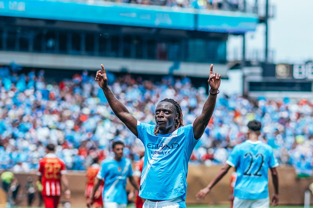 Doku, atacante do Manchester City