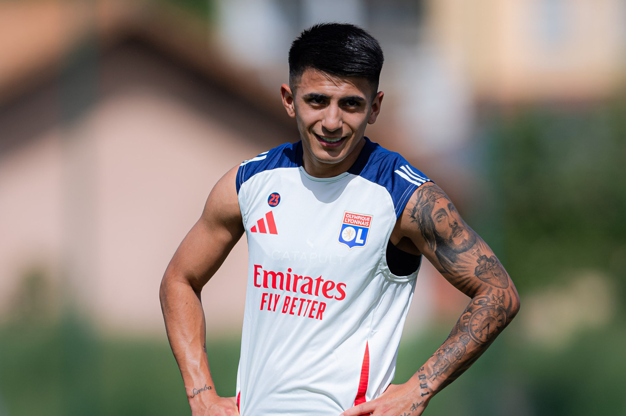 Thiago Almada, jogador do Lyon
