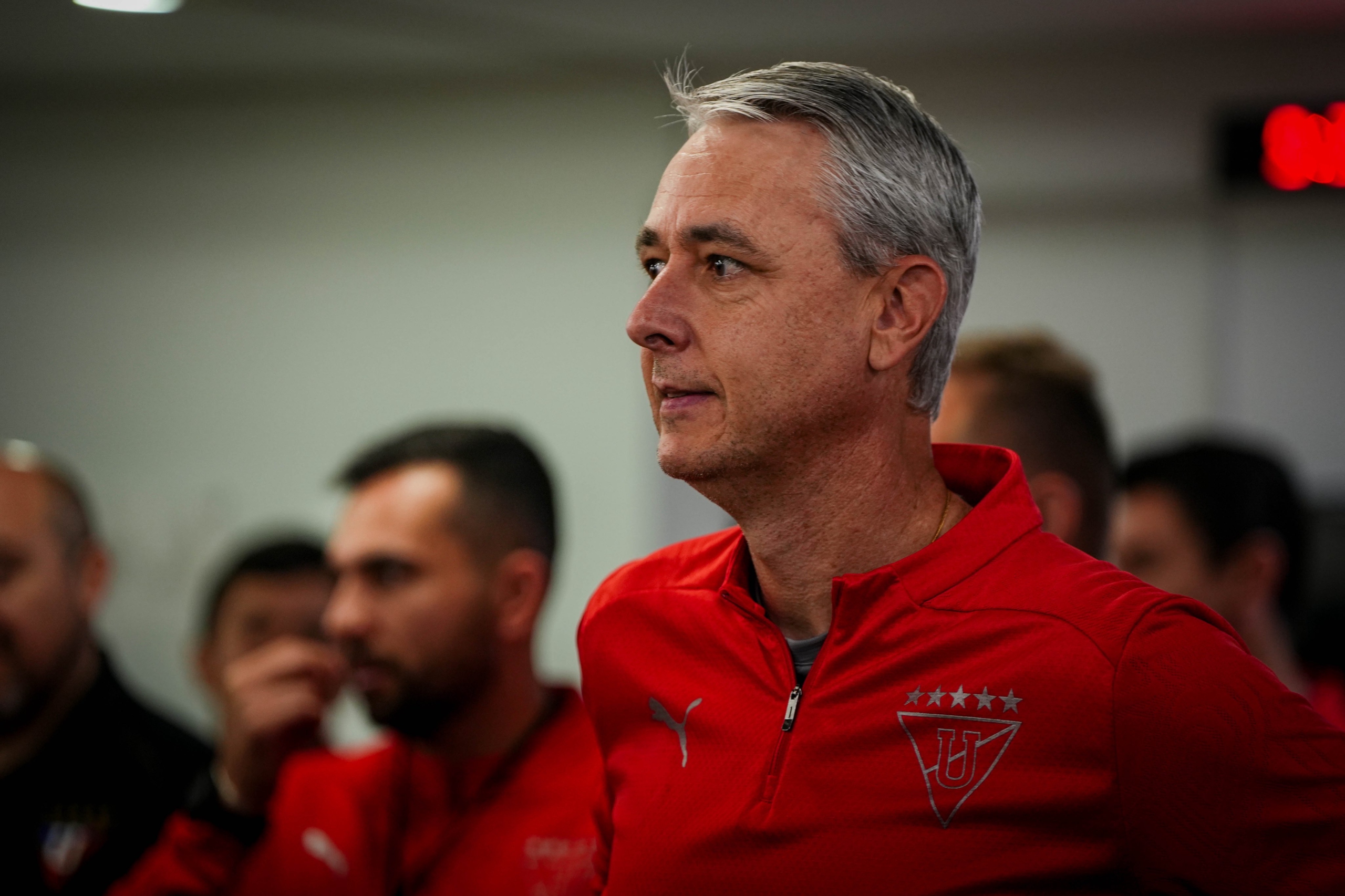 Tiago Nunes é o treinador da LDU.