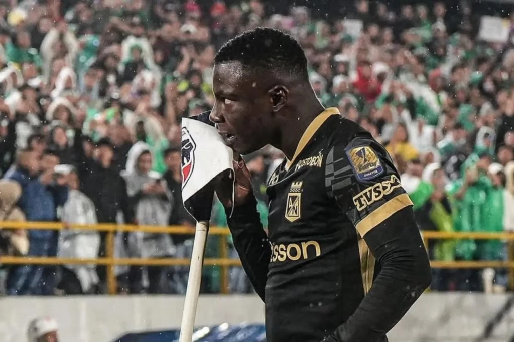 Marino Hinestroza no Fluminense? Atacante fala sobre saída do Atlético Nacional: “Procuro não me envolver”