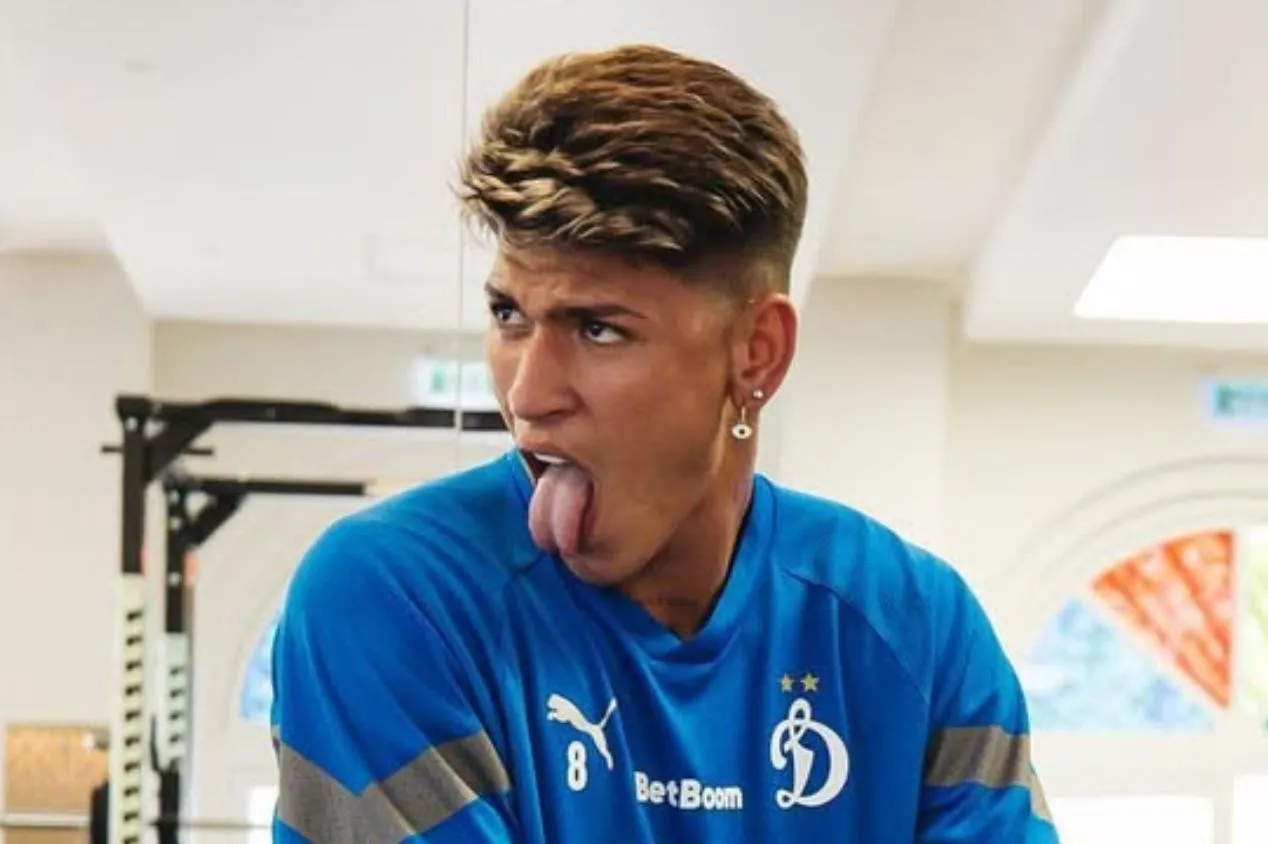 E o Jorge Carrascal? Entenda por que Flamengo ainda não anunciou atacante do Dínamo de Moscou