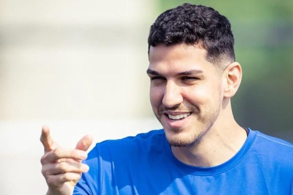 Nino, zagueiro do Zenit, tem sondagem do Grupo City que administra o Bahia