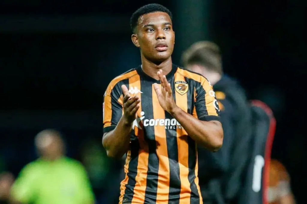 Após suspensão, Óscar Zambrano será comprado pelo Hull City e poderá jogar a partir de novembro