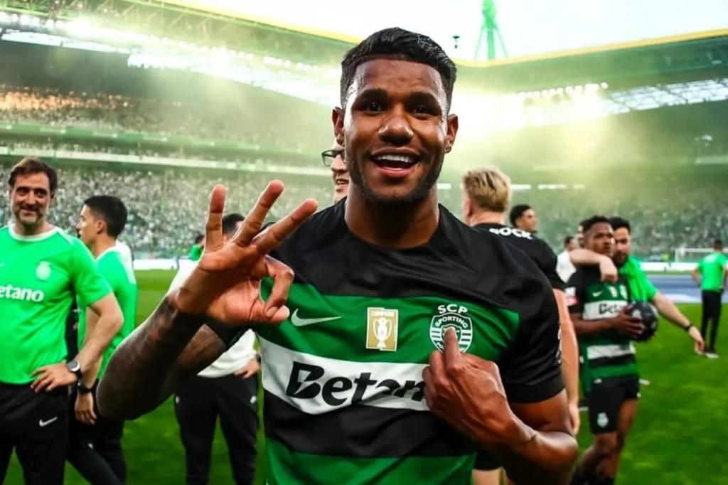 Palmeiras age rápido e mira lateral do Sporting para se proteger de eventual saída de Joaquín Piquerez