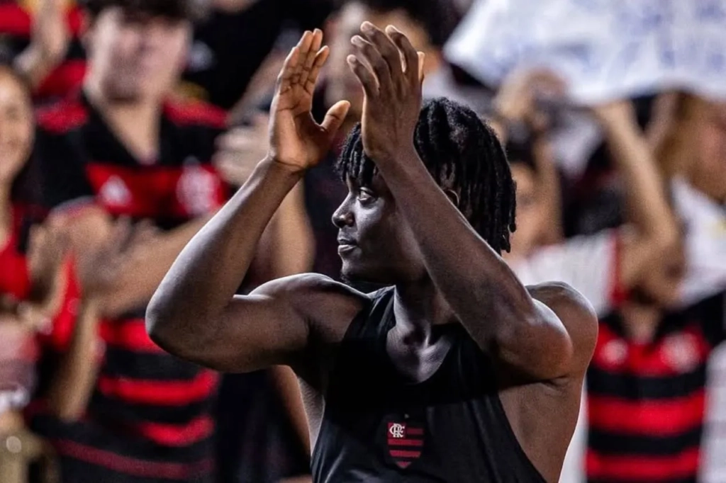 Entenda por que o Flamengo recusou proposta do Volta Redonda por Ogundana Shola