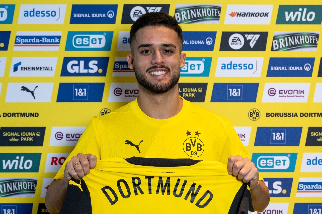 Borussia Dortmund - Yan Couto