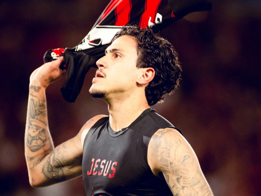 Plata ou Pedro será titular?