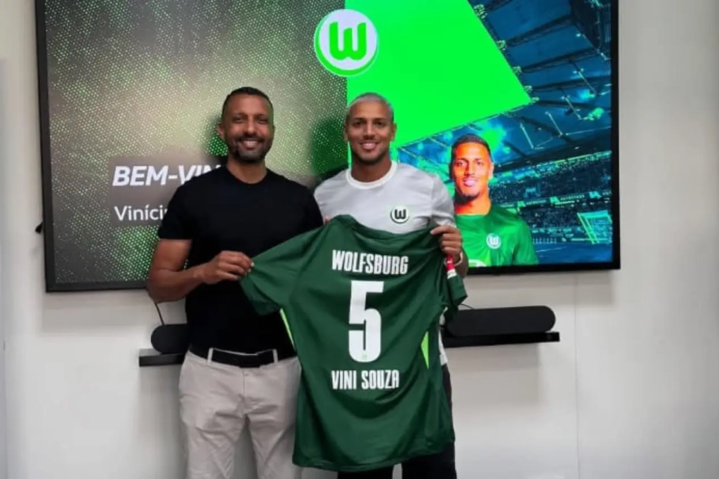 Vinicius Souza em novo clube