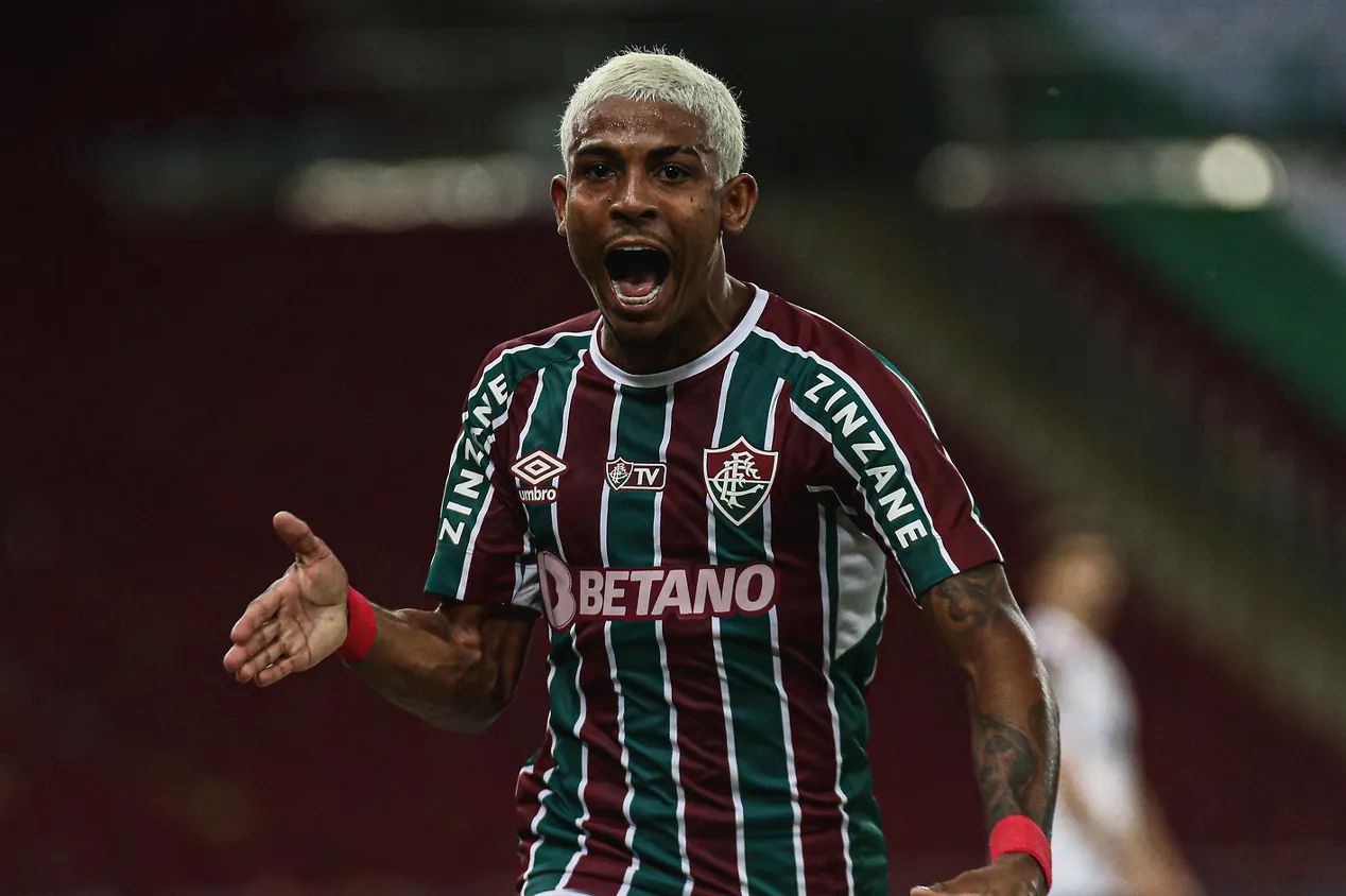 John Kennedy celebra gol contra o Flamengo, em 2021