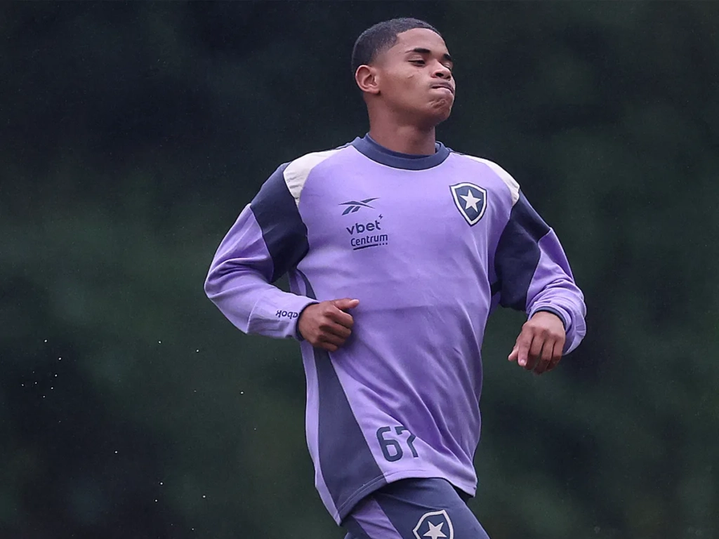 Huguinho, jogador do Botafogo