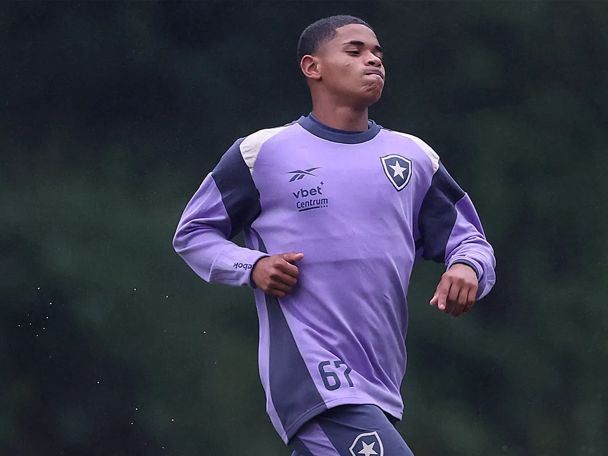 Huguinho, jogador do Botafogo