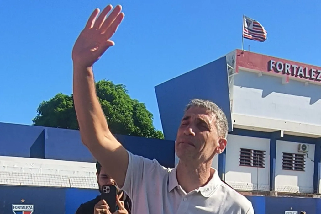 Juan Pablo Vojvoda se despediu