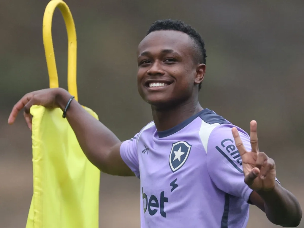 Nathan Fernandes, atacante do Botafogo