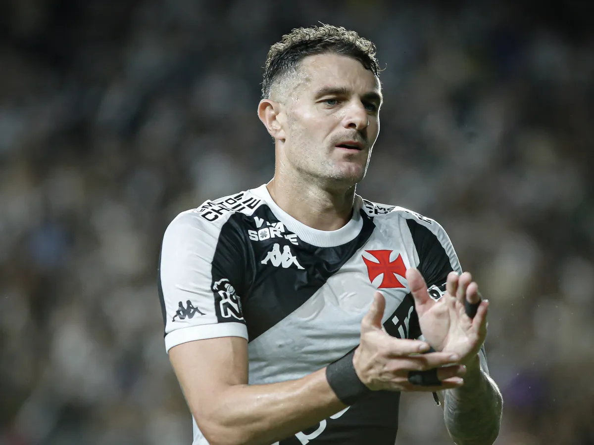 Vegetti, atacante do Vasco