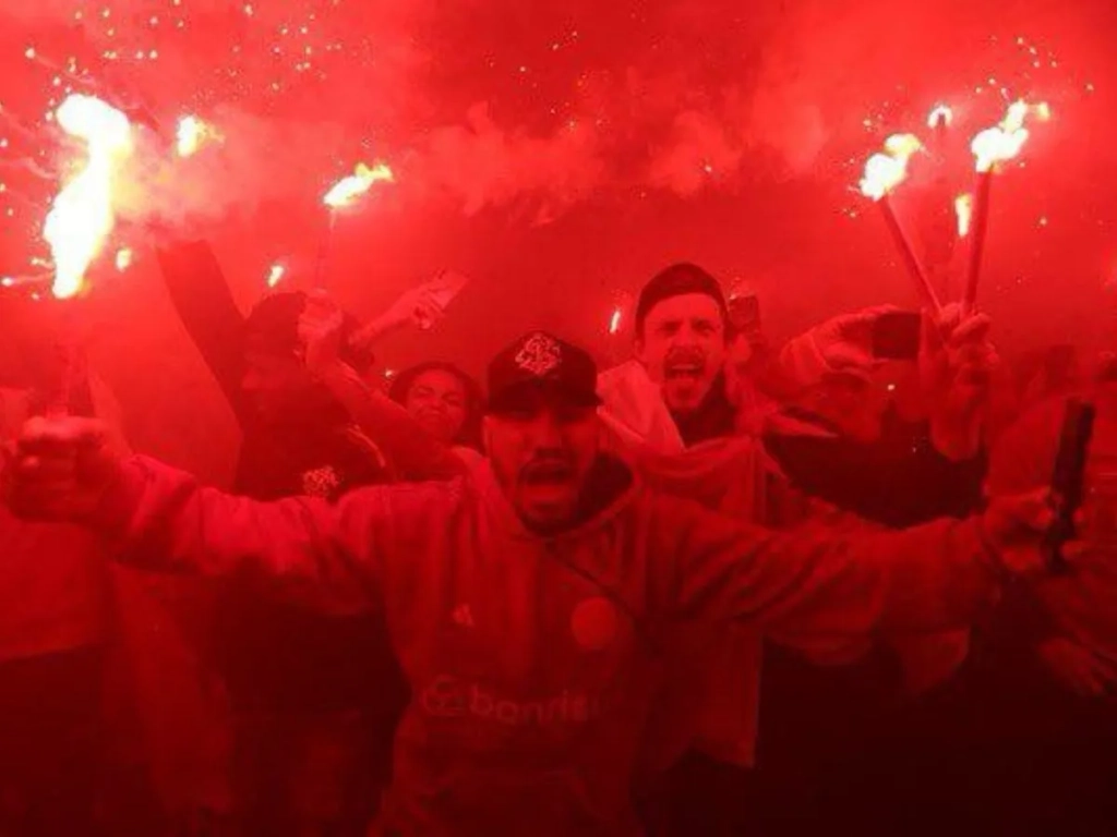 Internacional x Flamengo: Torcida prepara “Ruas de Fogo” em recepção ao elenco antes de decisão na Libertadores