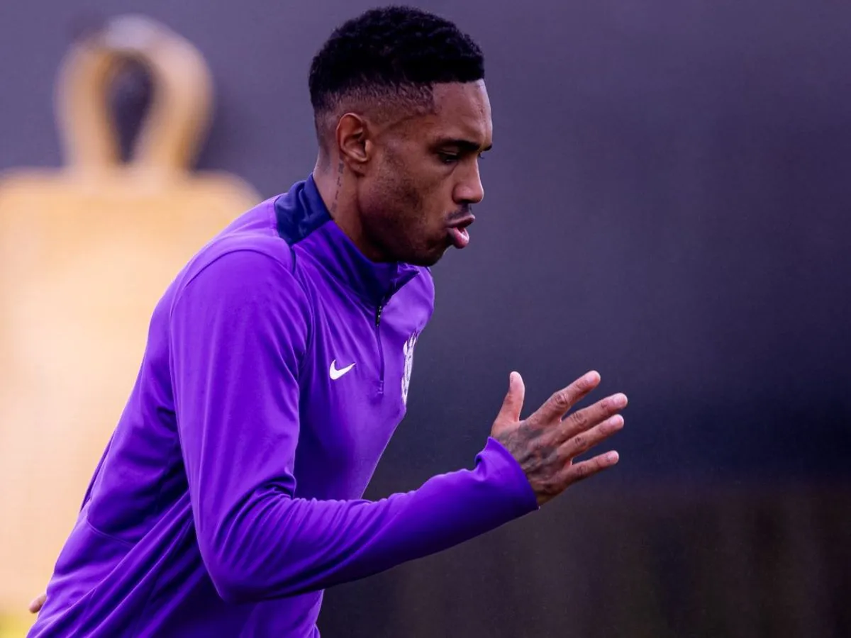 Entenda como Dorival Júnior pode encaixar Vitinho, ex-Al-Ettifaq, no time do Corinthians