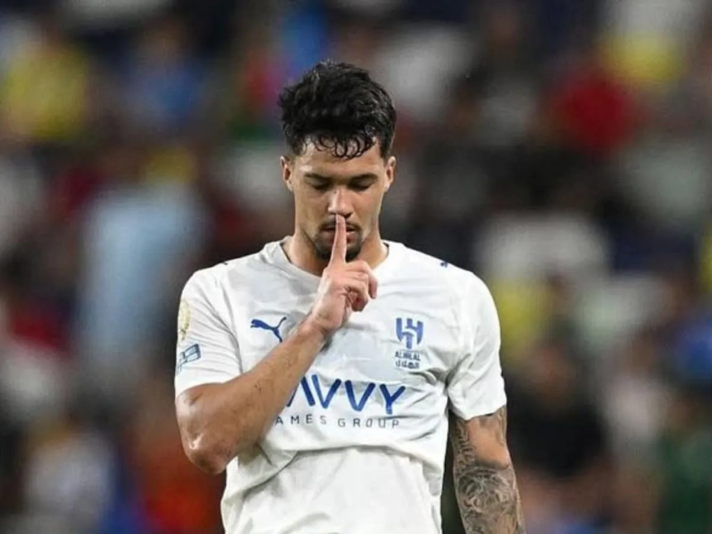 Flamengo mira Marcos Leonardo e tenta empréstimo com Al Hilal antes do fechamento da janela