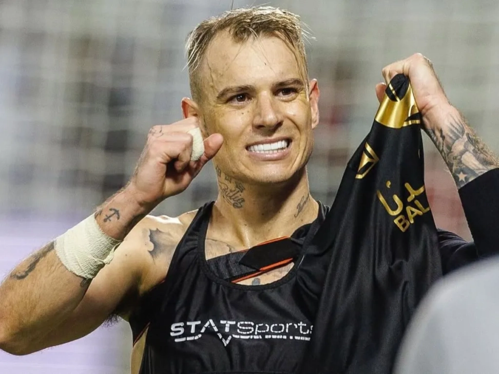 Estafe de Roger Guedes avança em tratativas e atacante pode reforçar o Grêmio; saiba detalhes