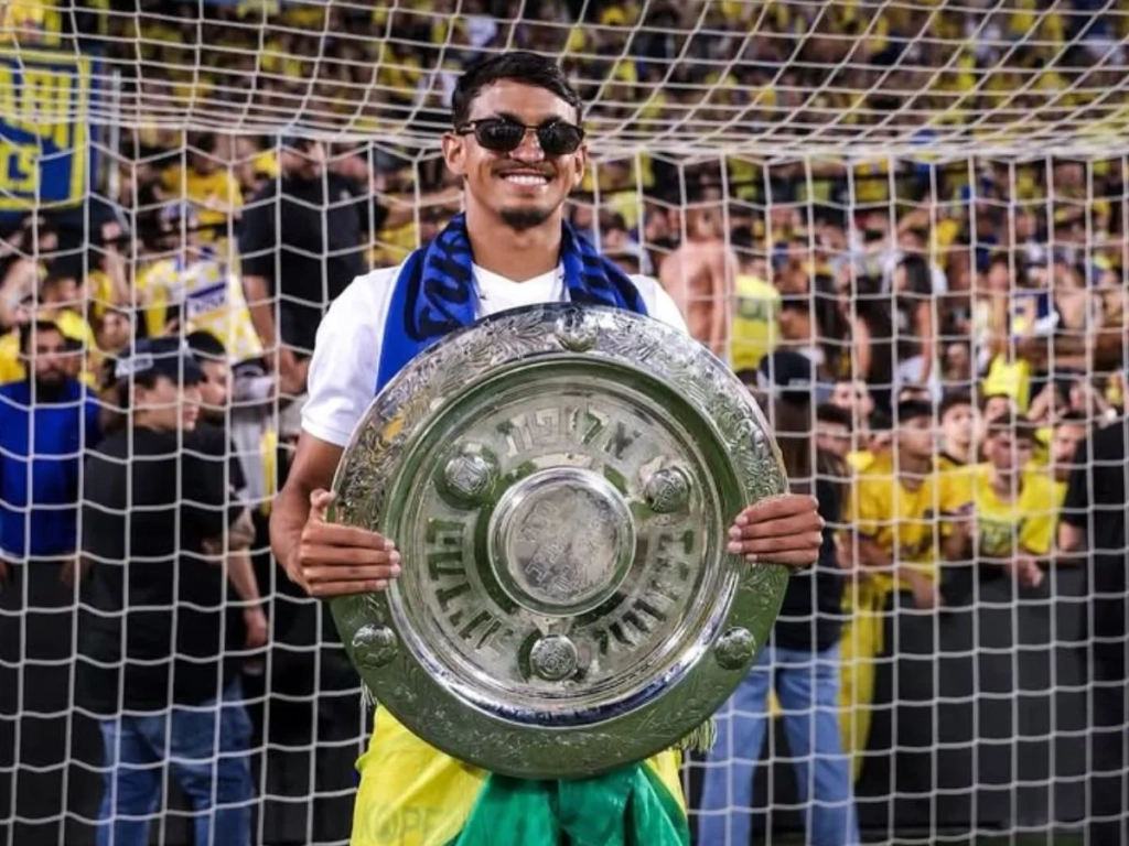 Saiba quanto Santos lucrou com a ida de Weslley Patati para o AZ Alkmaar