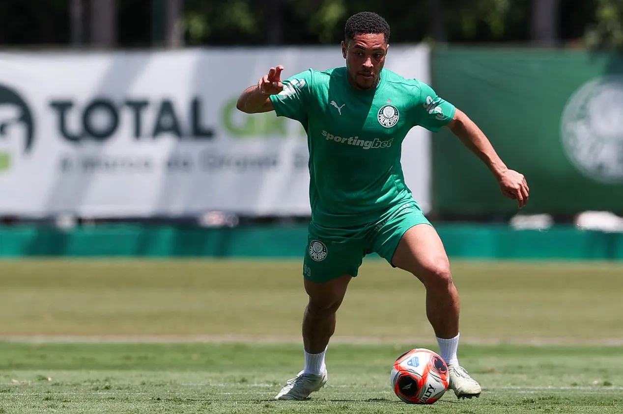 Palmeiras - Vítor Roque