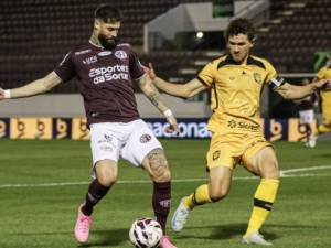 Ferroviária x Amazonas