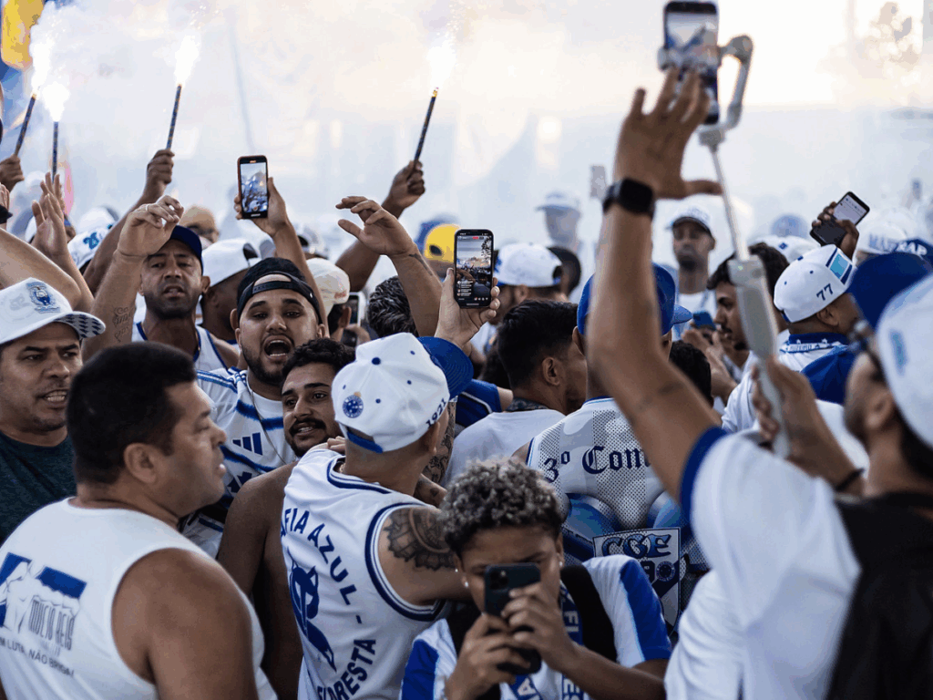 Cruzeiro recebe apoio da torcida