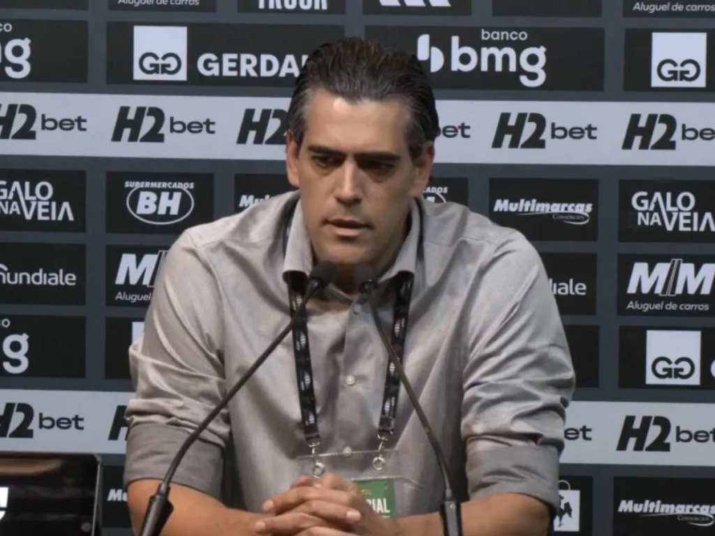 Paulo Bracks pede apoio do torcedor no Atlético-MG