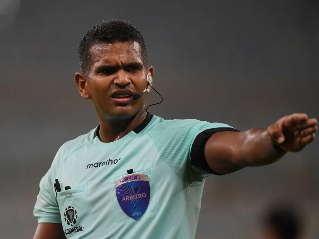 Alexis Herrera, árbitro